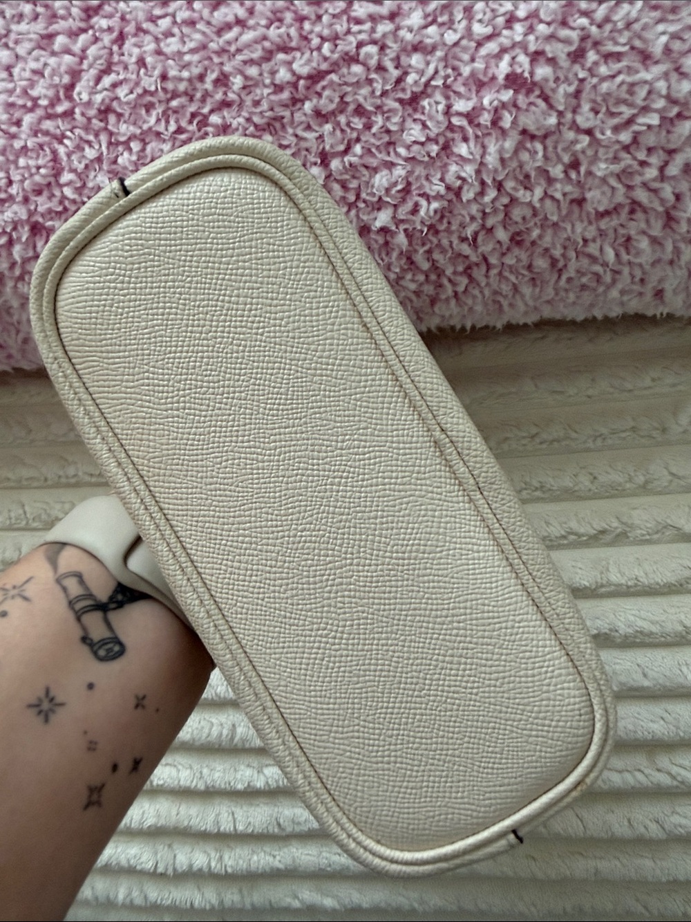 Coach Cream Pebbled Leather Mini Satchel with Gold Hardware - Picture 4 of 8